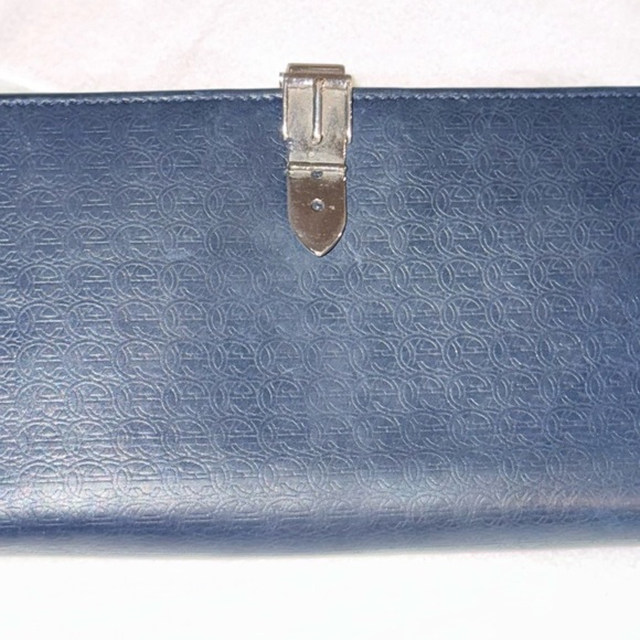 Gucci /// Vintage Large Leather Wallet - Picture 13 of 16